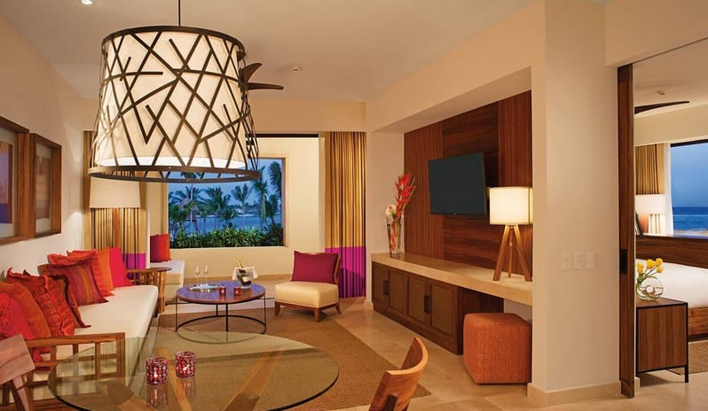 SECRETS AKUMAL ROMANCE MASTER SUITE OCEAN VIEW LIVING ROOM